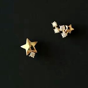 14k gold plated .925 mismatched star earrings